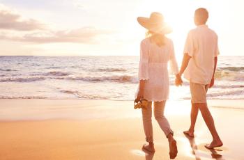 ROMANTIC MOMENTS - season